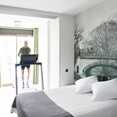 Hospedium Hostal Un Punto Chic Huesca Zimmer foto