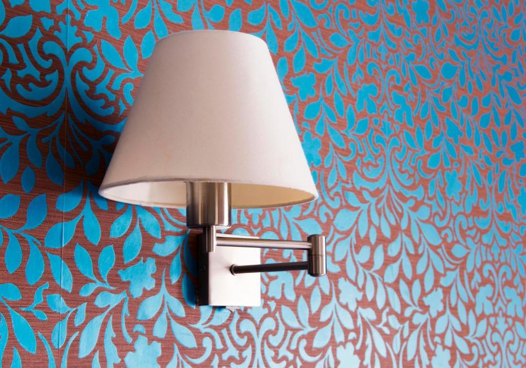 Hospedium Hostal Un Punto Chic Huesca Zimmer foto